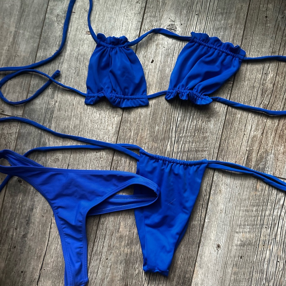 Blue Bikini Set - image 1